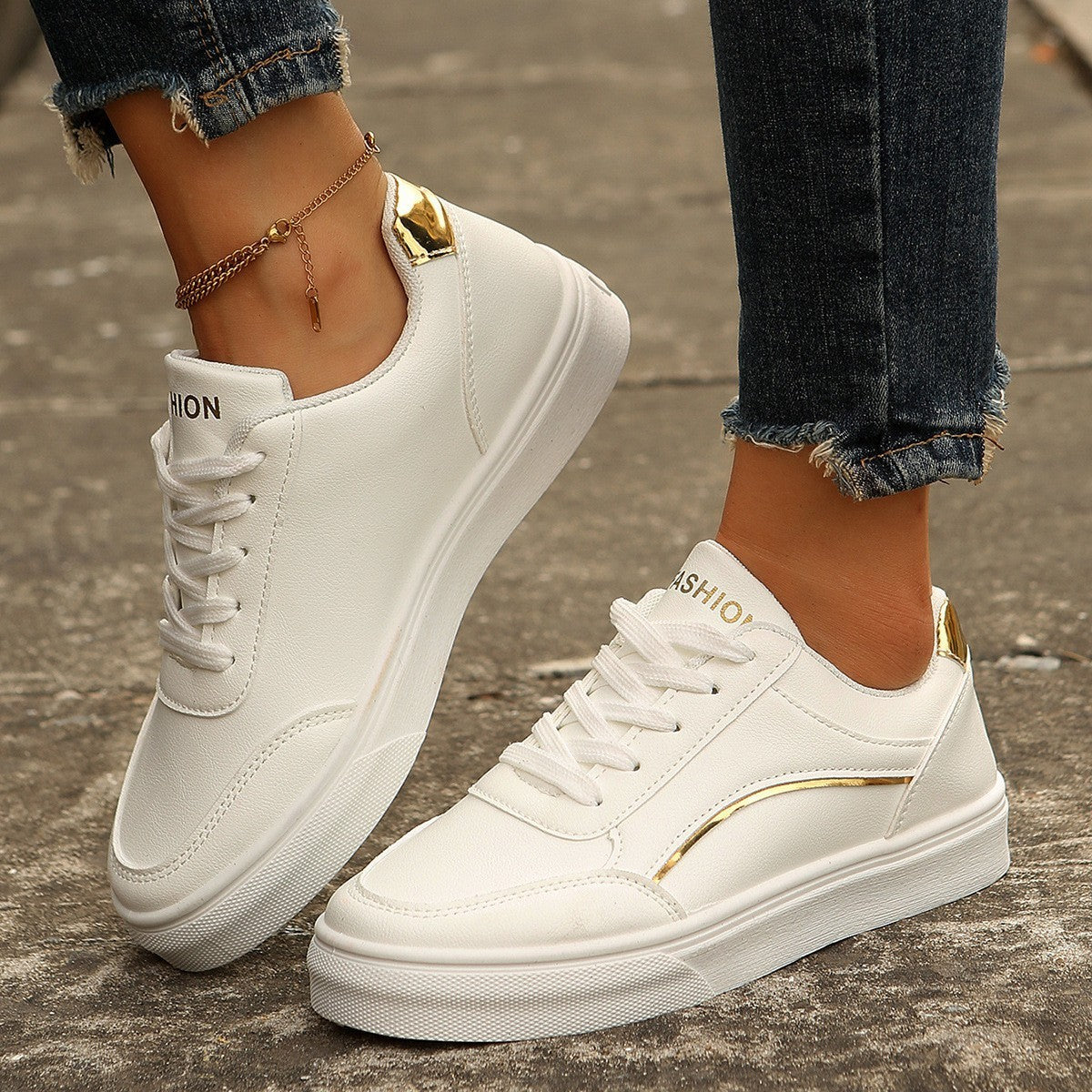 Lace-up White Flats Shoes